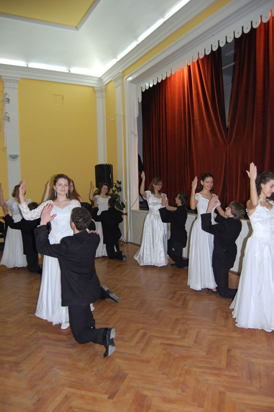 Szülői bál 2012