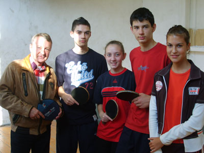 Adysok részvételével rendezte meg sportvetélkedőjét október 28-án a Puskás Öcsi és Grosics Gyula nevével fémjelzett Sportal
