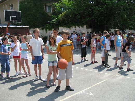 Gyermeknapi kavalkád az Adyban