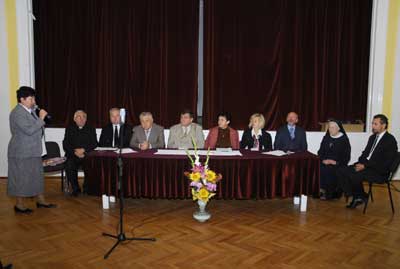 Évnyitó