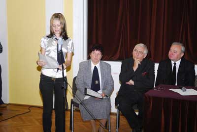 Évnyitó