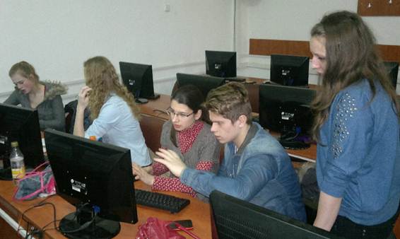 CSEREDIÁK KAPCSOLAT 2013.