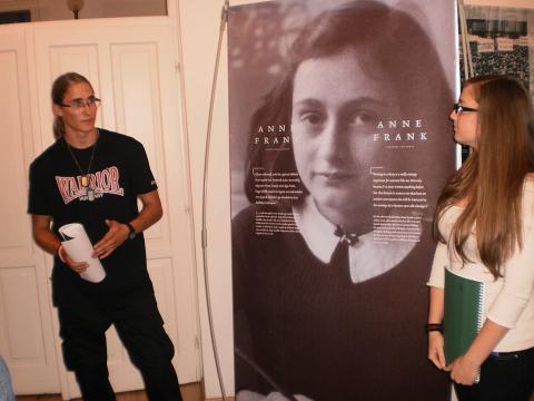 Barátként üdvözölték egymást Szolnokon