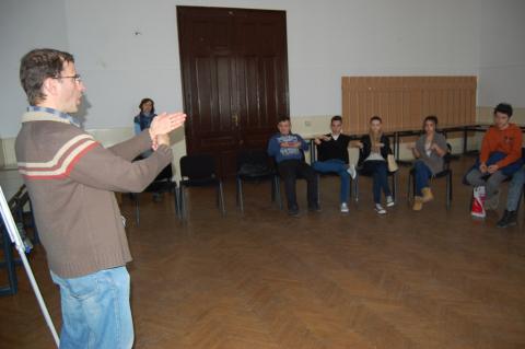 Érzékenyítő