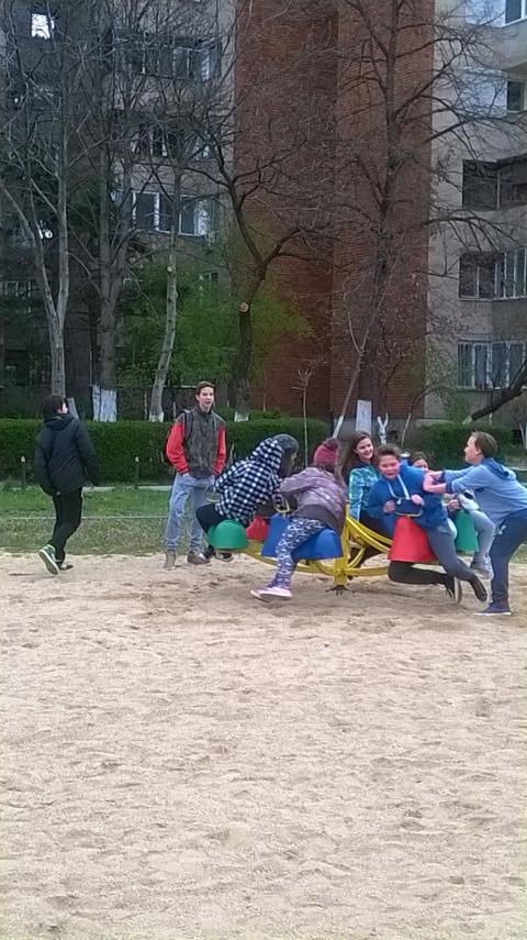 Játszótér, hegyimentők