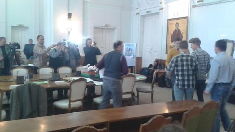Nagy sikerű papírgyűjtési akciódíjkiosztója  a Föld napján